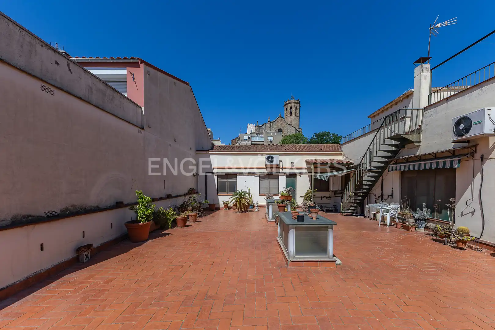 Terrace of Industrial buildings for sale in Sant Boi de Llobregat