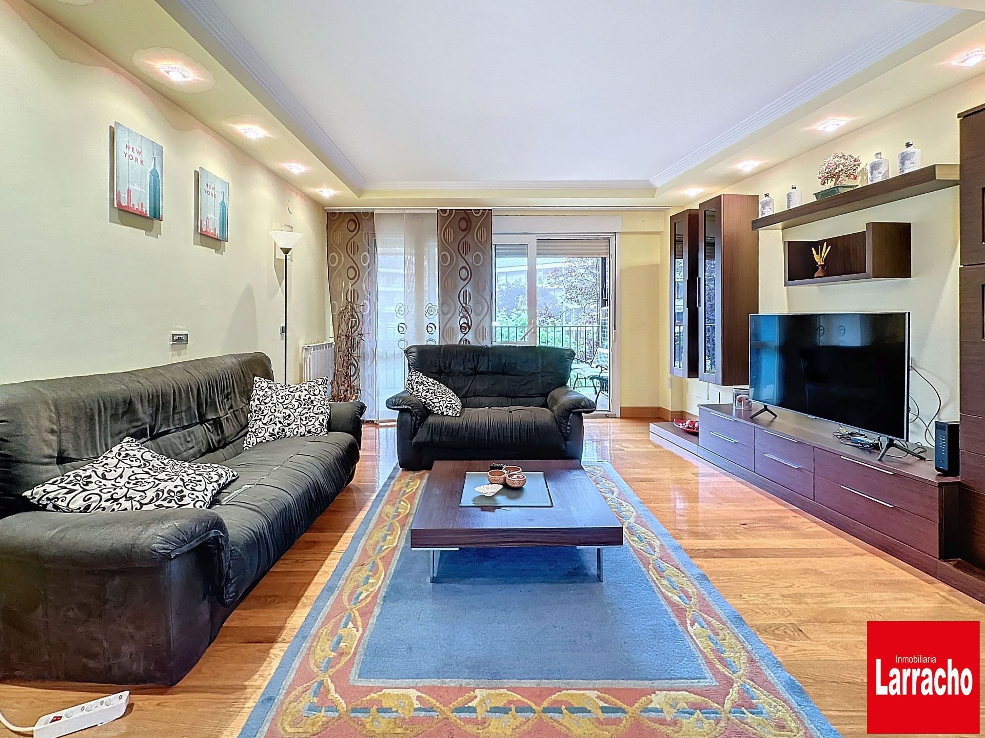 Living room of Flat to rent in Arrasate / Mondragón  with Heating, Terrace and Storage room