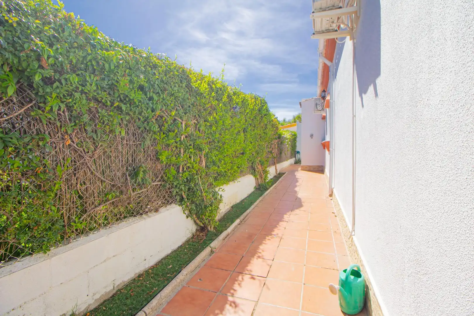 Exterior view of Houses for sale in Chiclana de la Frontera