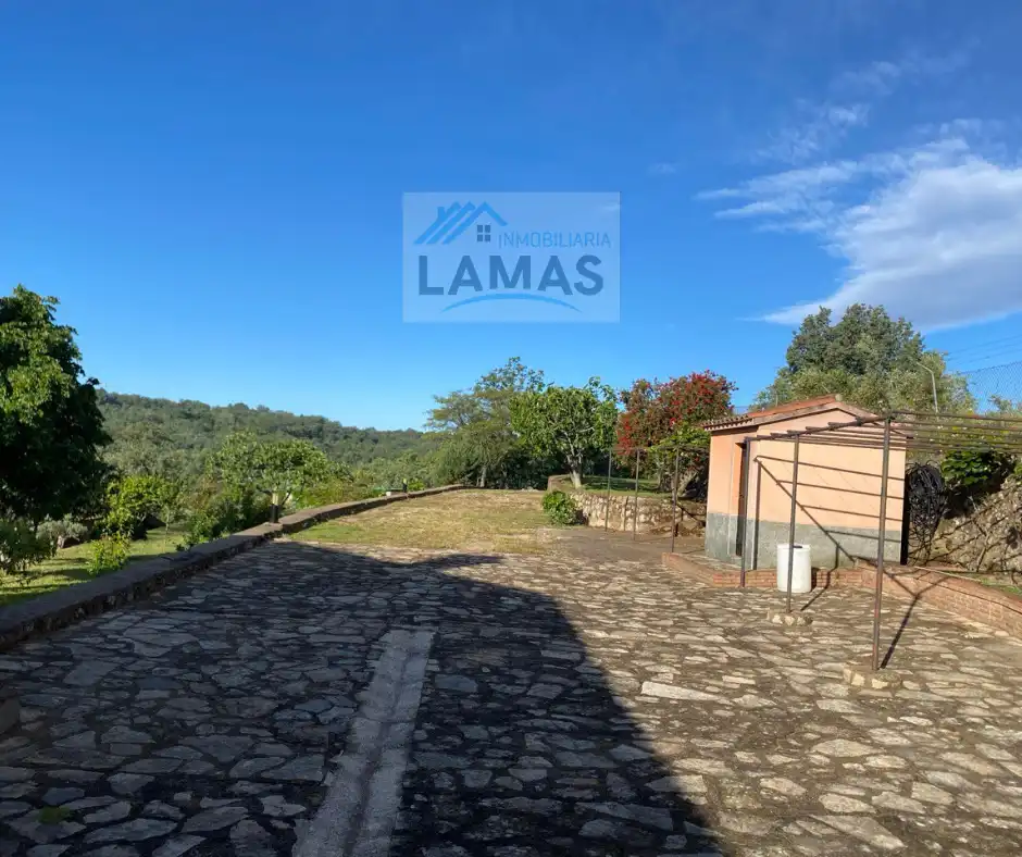 Finca rústica en venta en Valverde de la Vera con Jardín privado, Terraza y Piscina