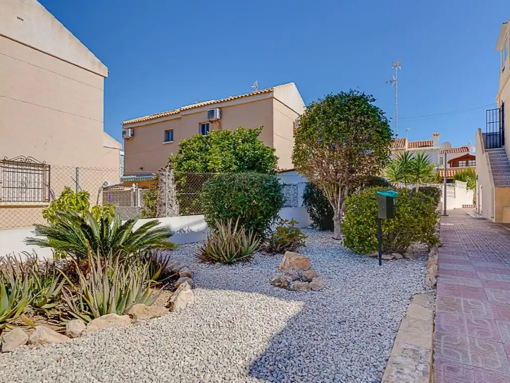 Casa o xalet en venda a Calle Rembrandt, Zona Carrefour - Urbanizaciones
