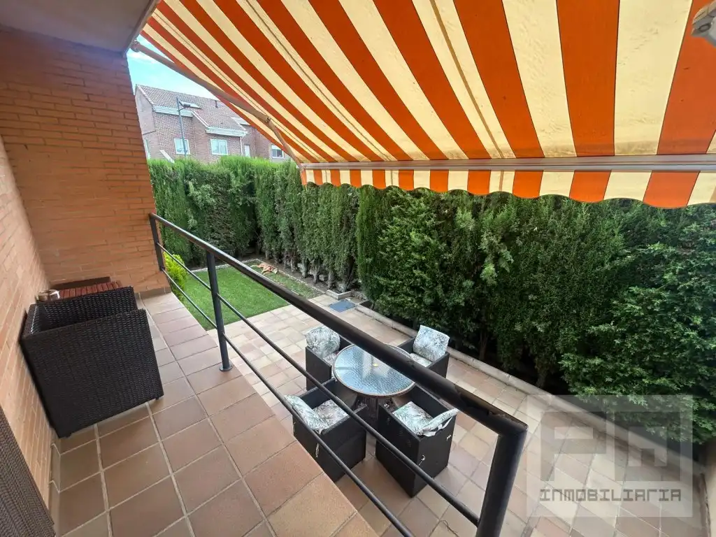 Terrace of Houses for rent in Las Navas del Marqués 