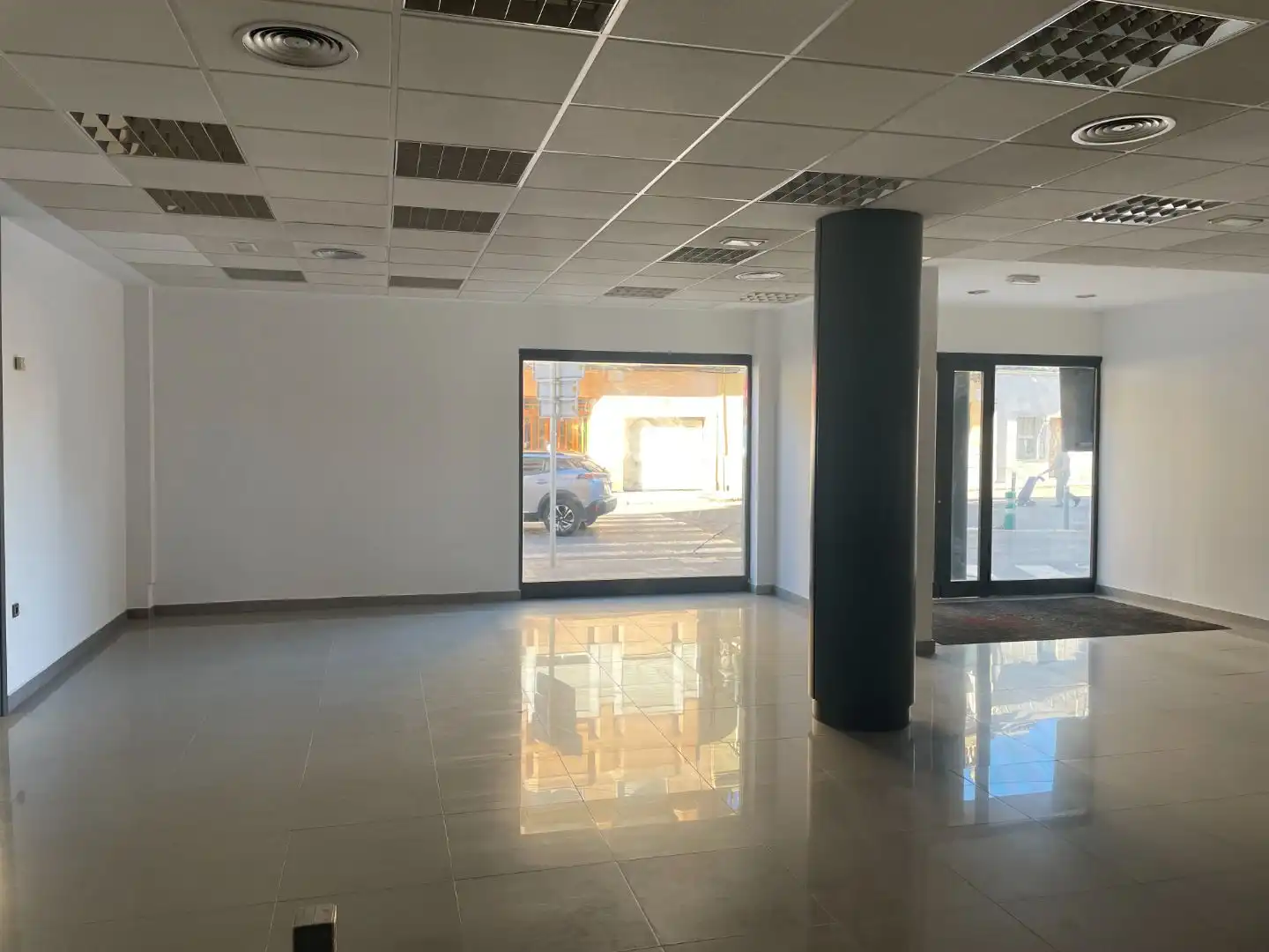 Local comercial de lloguer a PLAZA CREU DE QUINTANA 9, imagen 3