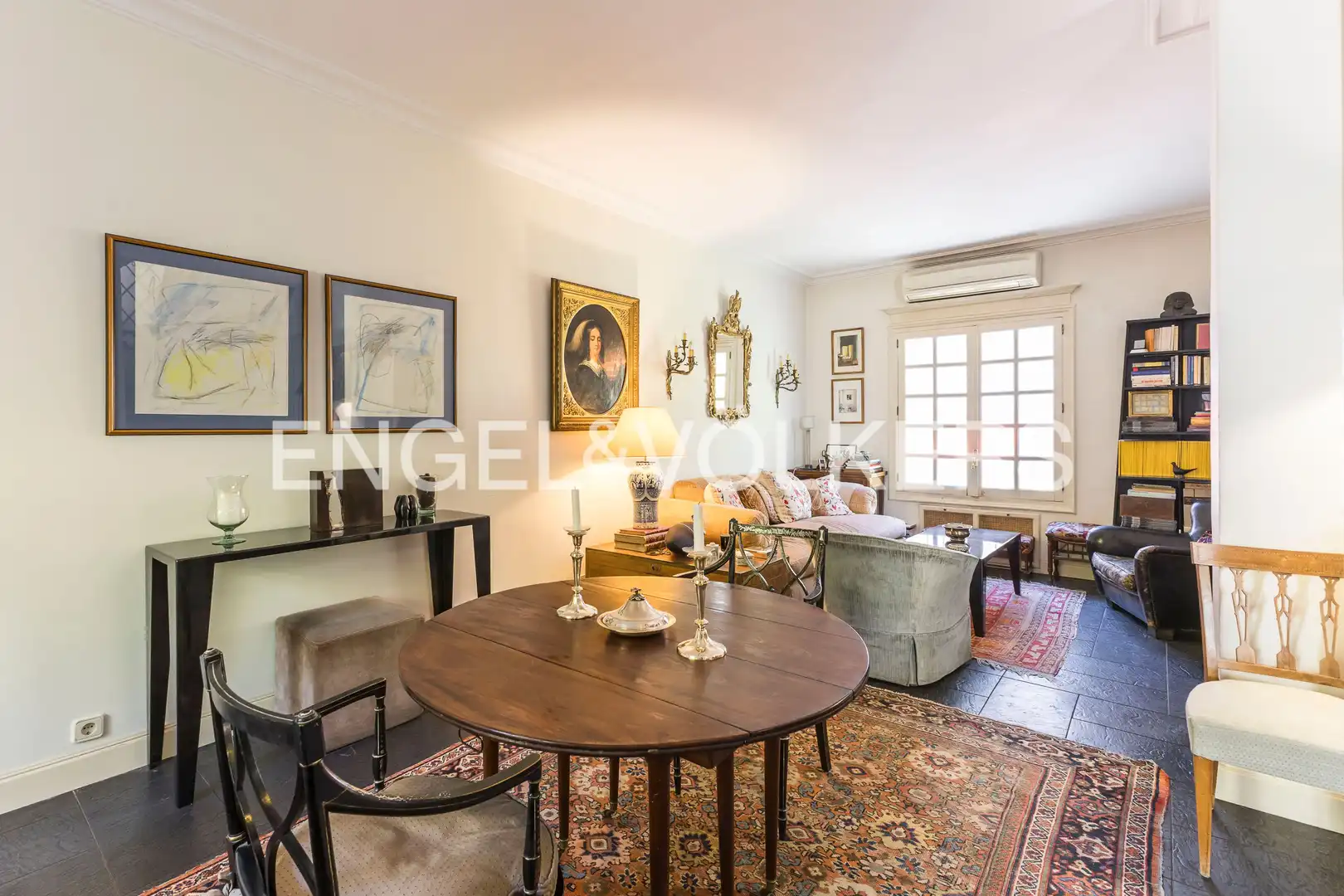Sala d'estar de Casa o xalet en venda en Chamartín