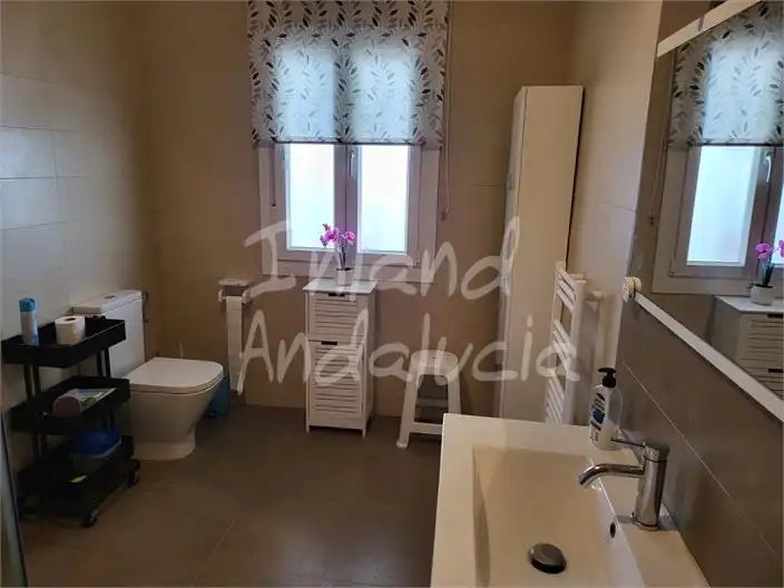 Bany de Casa o xalet en venda en Humilladero amb Aire condicionat i Piscina