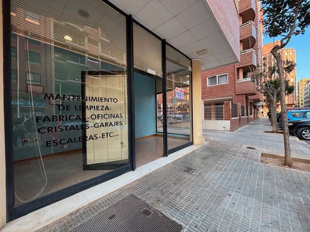 Local comercial en Venta en Carrer d'Alacant, 24 en Plaza Illes Columbretes