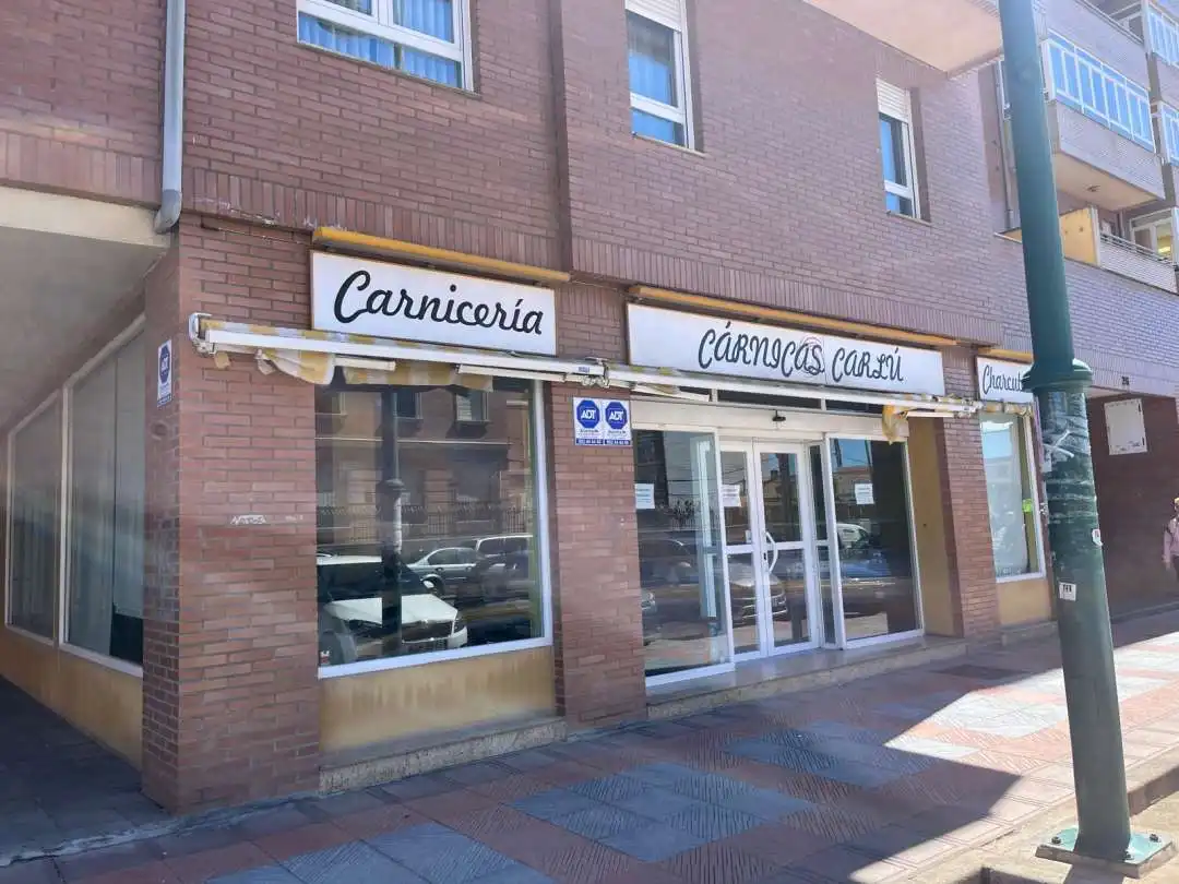 Business premises for sale in San Andrés del Rabanedo pueblo