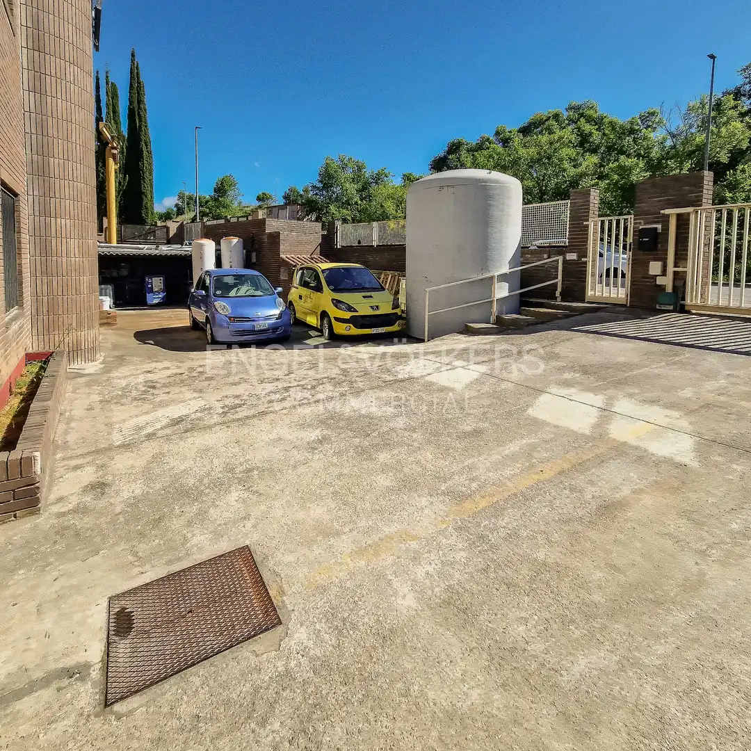 Parking of Industrial buildings for sale in Terrassa