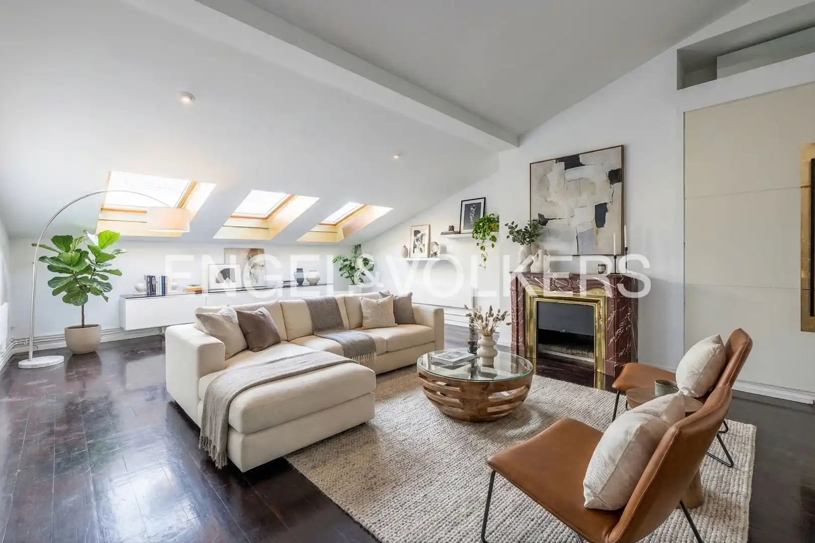 Living room of Attic for sale in Madrid  with Air Conditioner and Heating