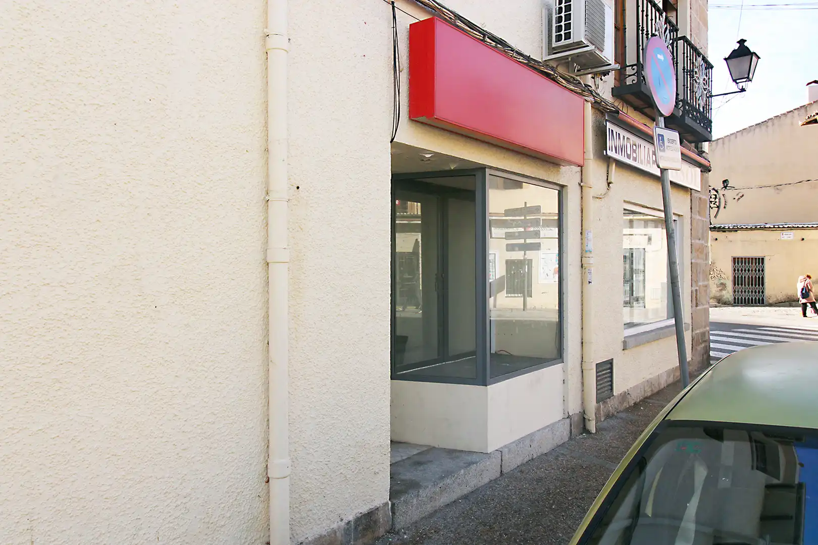 Commercial properties for rent in Torrelaguna  with Air Conditioner