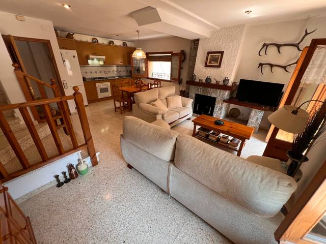 Casa adosada en Venta en Plaça Sant Pau en Sant Pau de Segúries