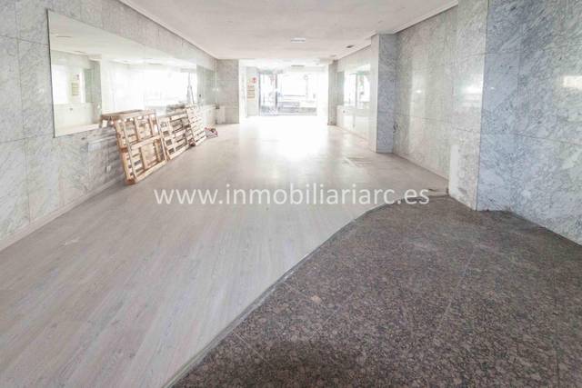 Local comercial en Alquiler en De Carmelitas en San Vicente - Las Úrsulas