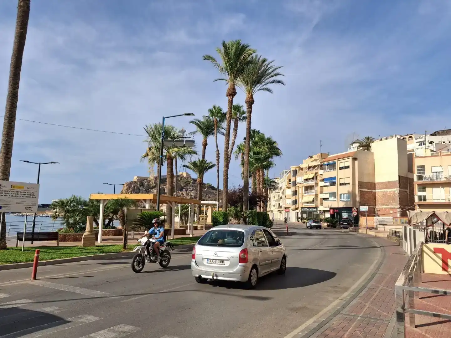 Vista exterior de Àtic de lloguer en Águilas amb Traster, Moblat i Forn