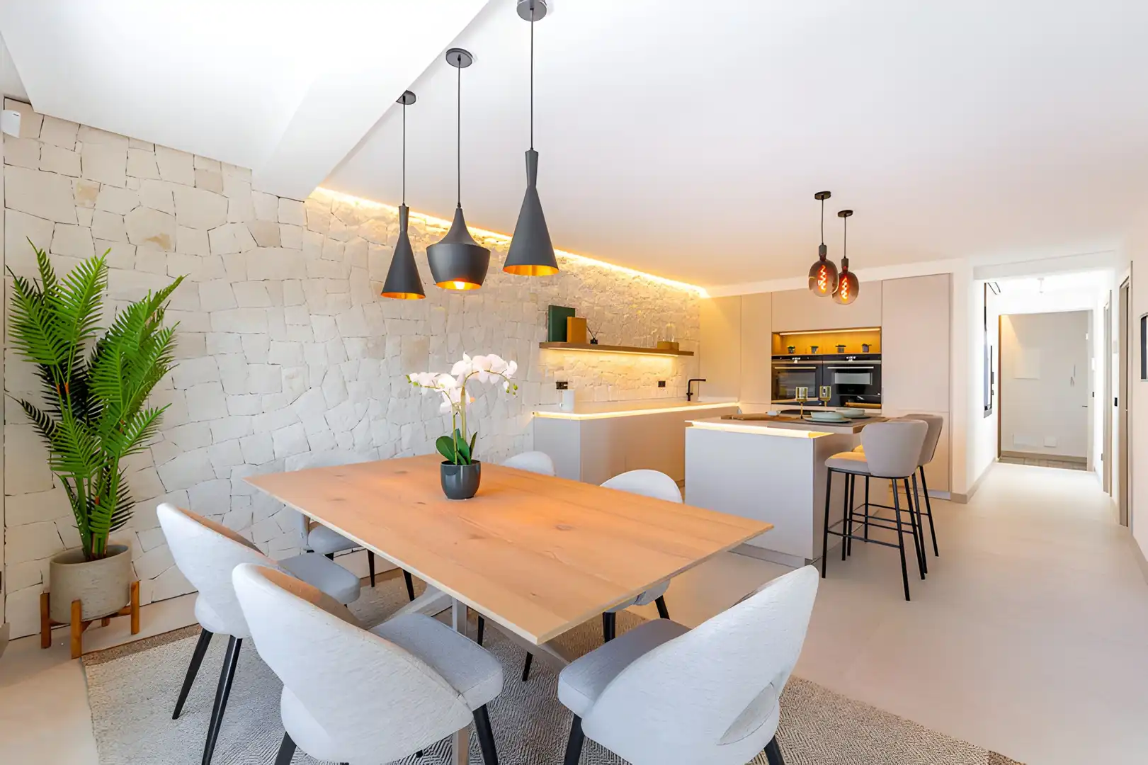 Comedor de Ático en venta en Marbella con Aire acondicionado, Calefacción y Terraza
