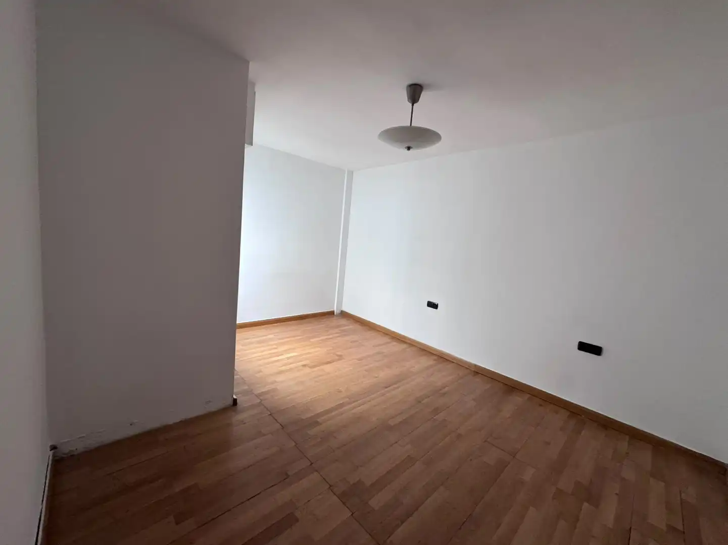 Schlafzimmer von Dachboden zum Verkauf in Mollet del Vallès mit Terrasse