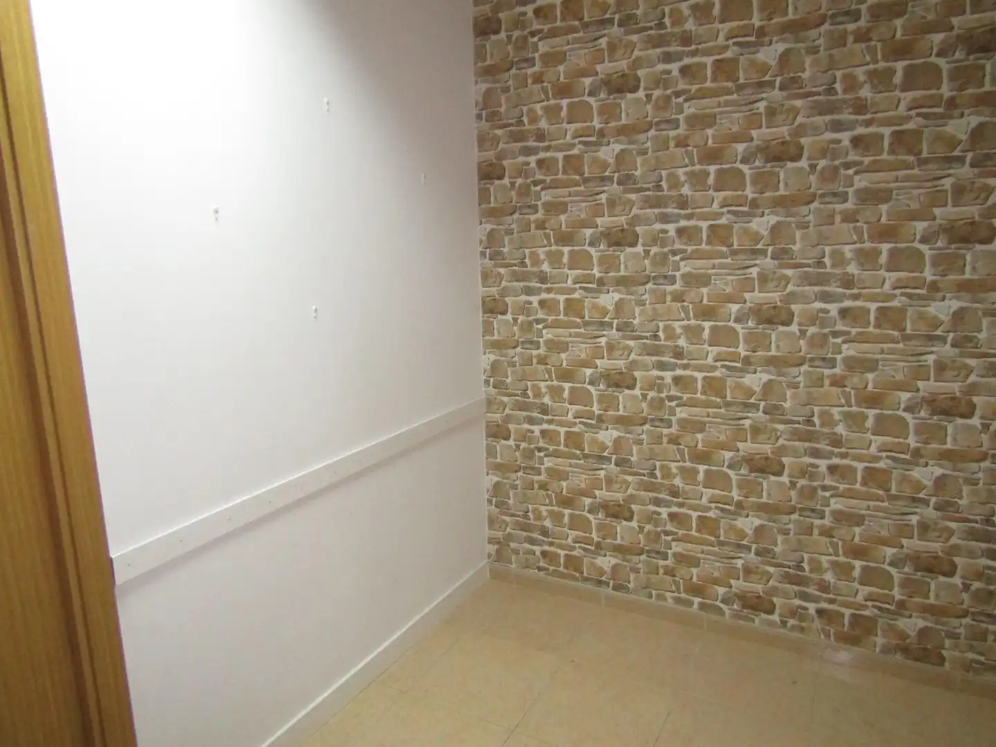 Office for rent in Veredillas