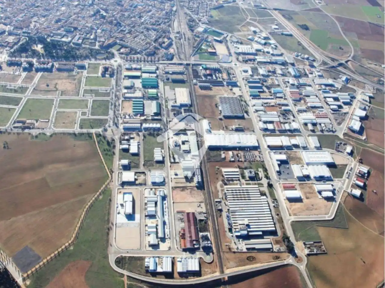 Industrial building for sale in Nord-est, imagen 3