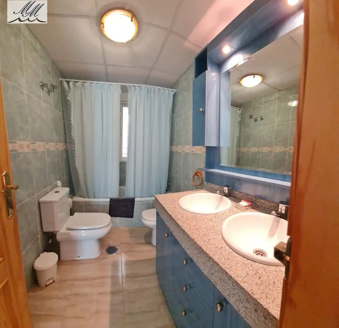 Bathroom of Attic for sale in Cartagena  with Air Conditioner, Terrace and Furnished