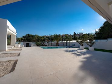 Villa mit Pool zum Verkauf in Urbanizacion Ciudad Quesada 2