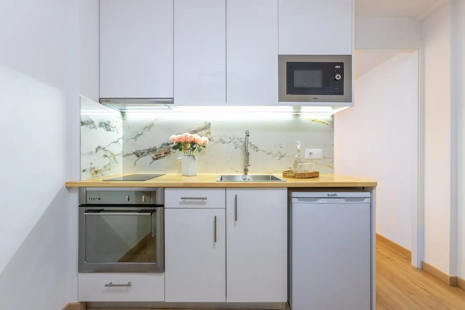 Cuina de Apartament en venda en Roses amb Terrassa
