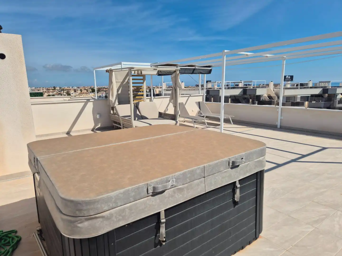 Terrassa de Àtic en venda en Orihuela amb Aire condicionat, Terrassa i Moblat