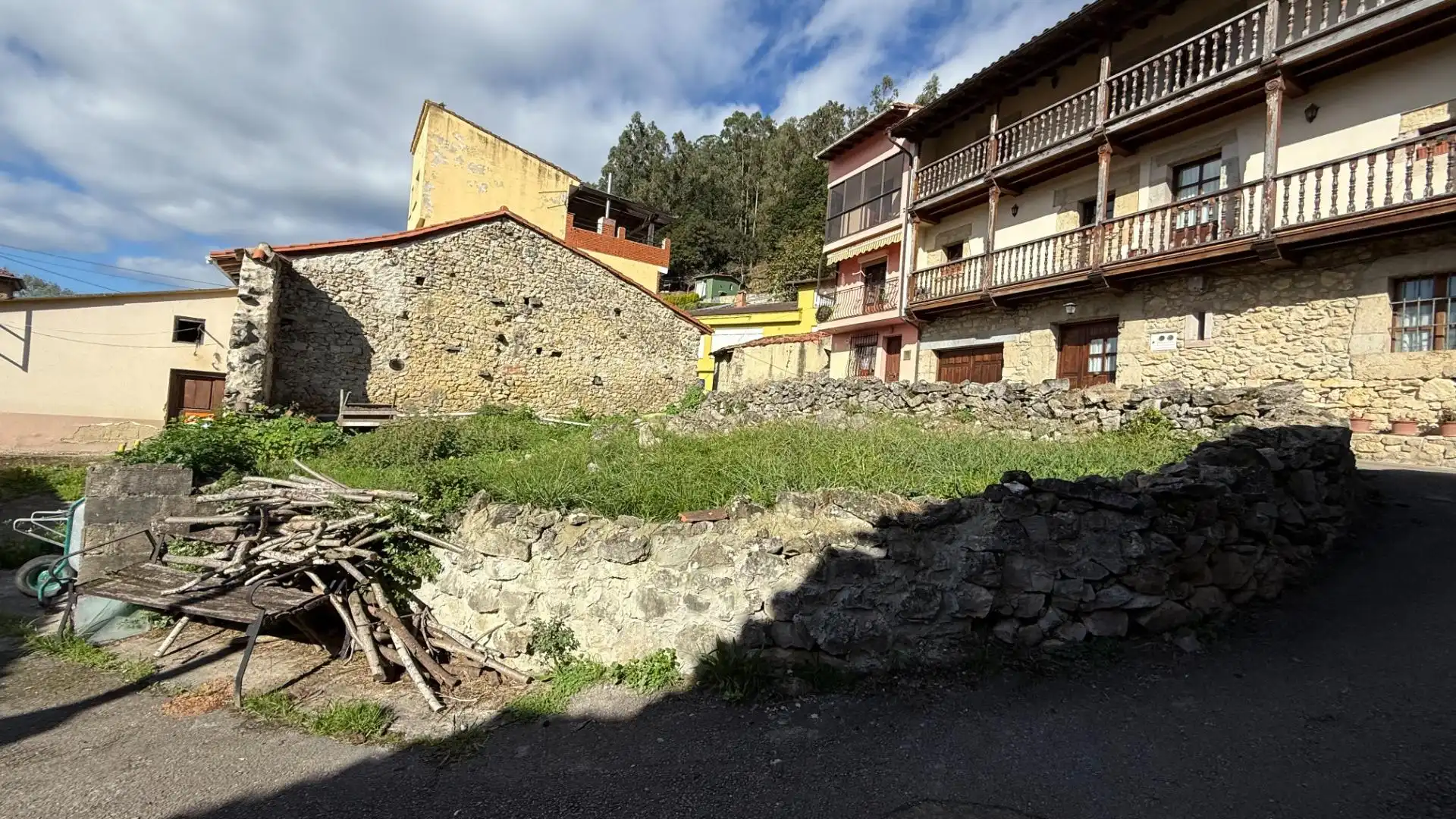 Außenansicht von Residential zum Verkauf in Val de San Vicente 