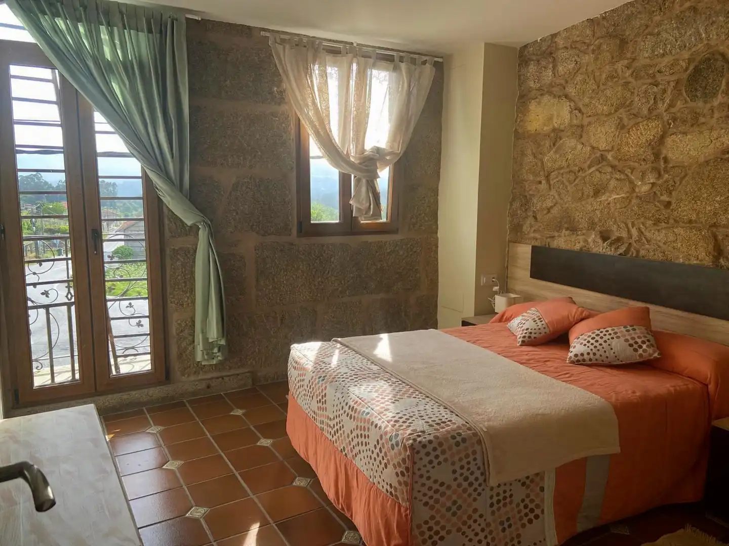 Schlafzimmer von Country house zur Miete in Barro mit Heizung, Möbliert und Waschmaschine