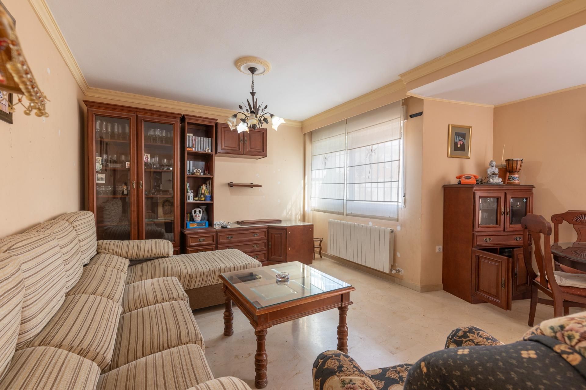 Living room of Single-family semi-detached for sale in Vegas del Genil  with Heating