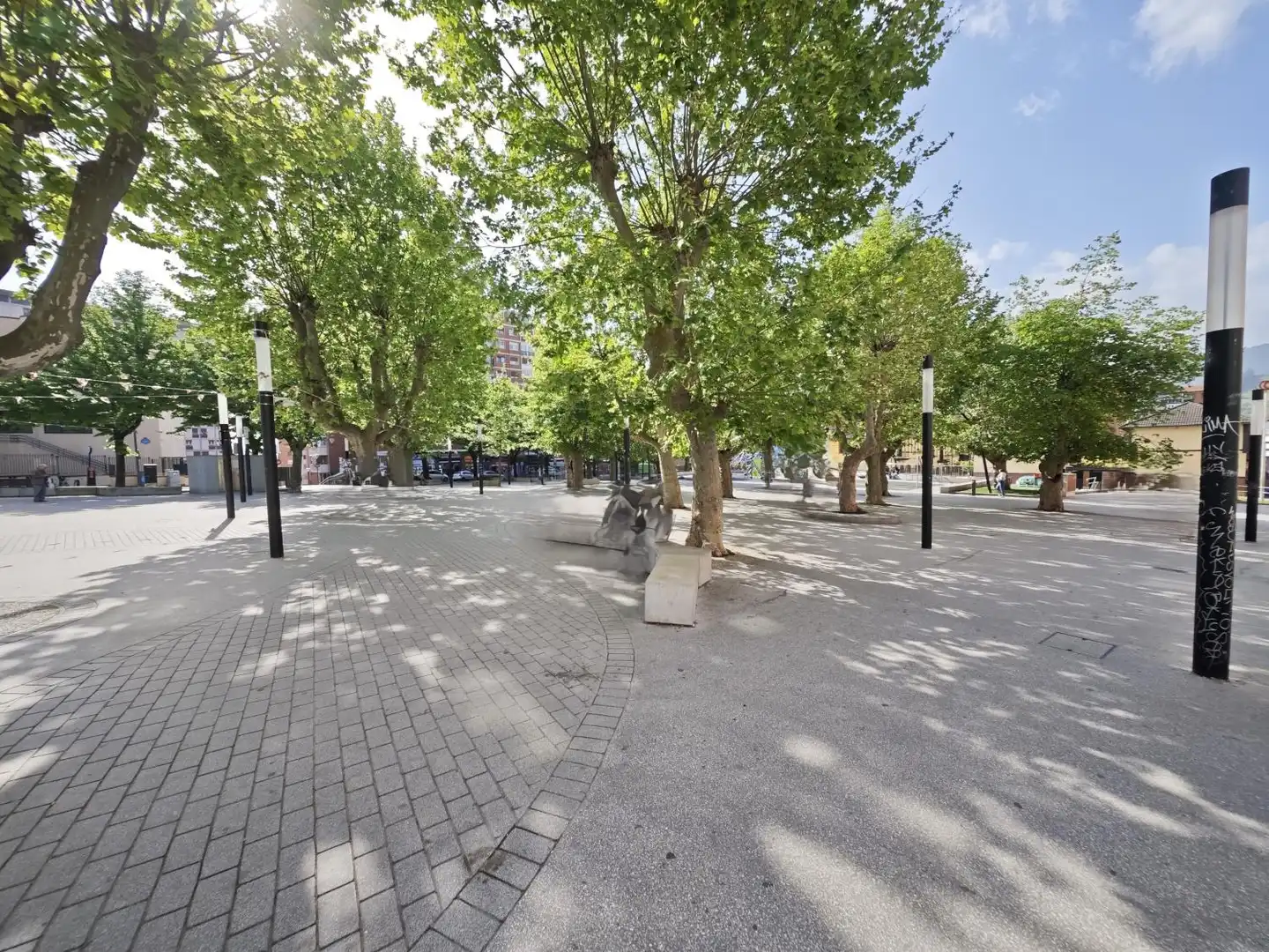 Vista exterior de Piso en venta en Bilbao  con Calefacción, Trastero y Amueblado