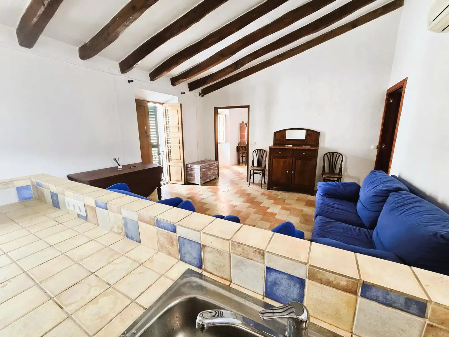 Sala d'estar de Casa o xalet en venda en Calvià amb Calefacció, Jardí privat i Terrassa