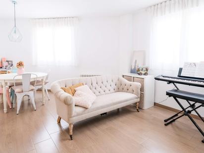 Living room of Flat for sale in  Zaragoza Capital  with Terrace