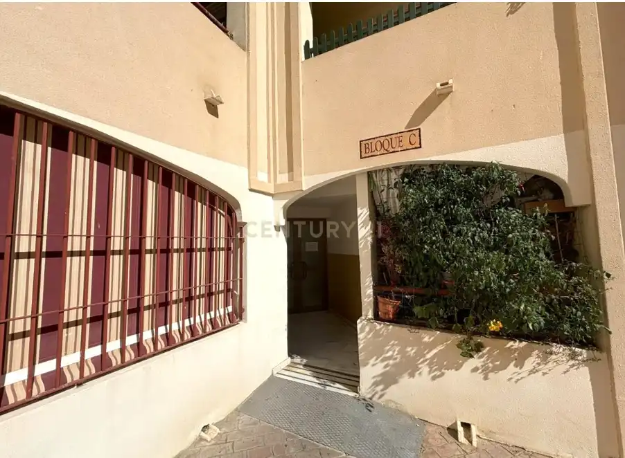 Vista exterior de Dúplex en venta en Benalmádena