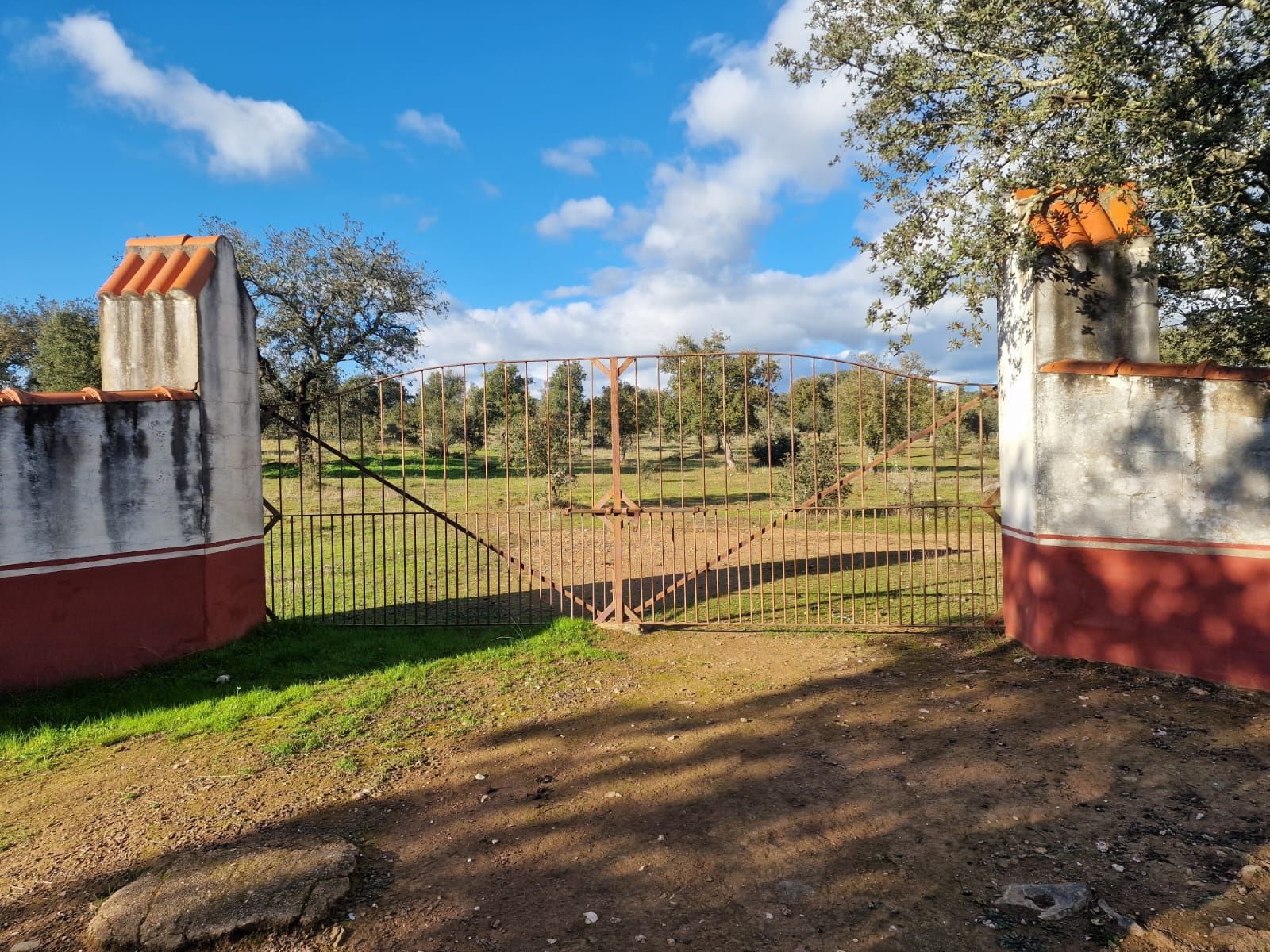 Country house for sale in La Codosera