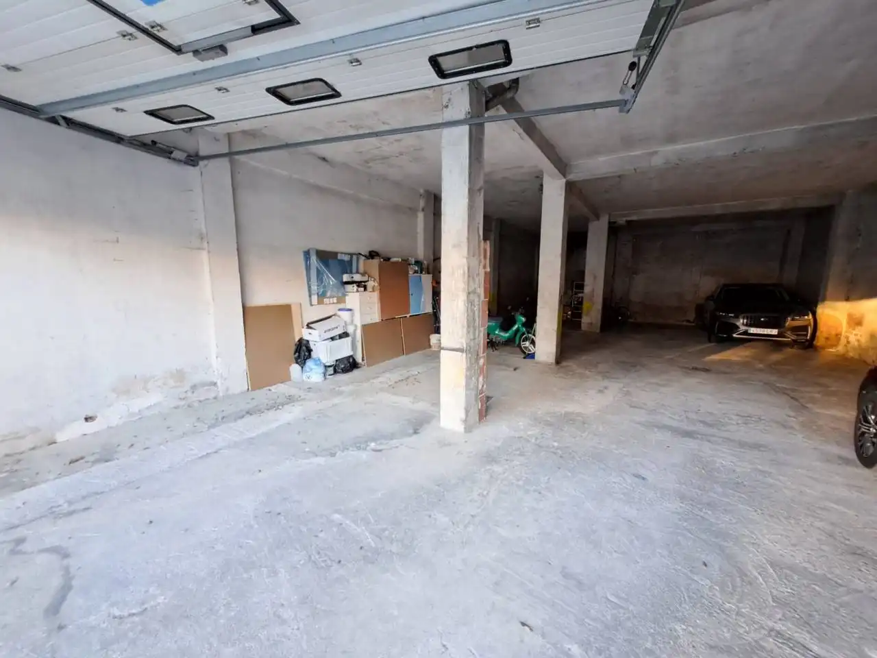 Garage for sale in Burgos