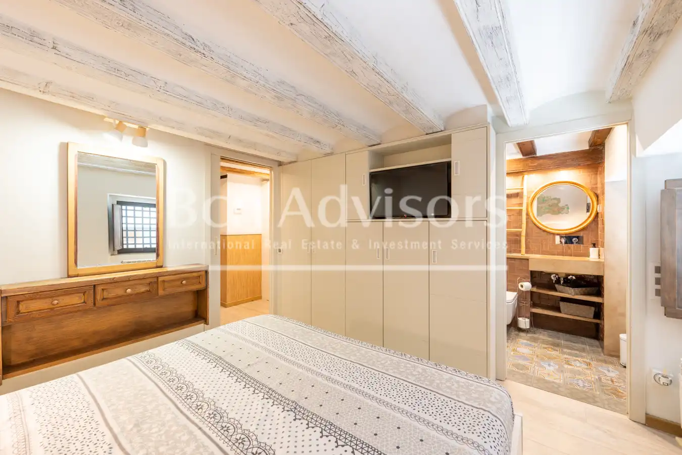 Bedroom of Duplexes for sale in Barcelona  with Air Conditioner, Heating and Parquet flooring