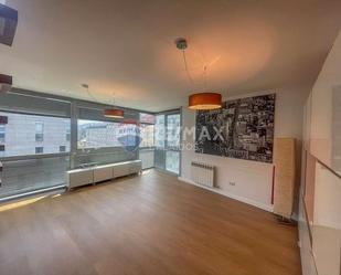 Vista exterior de Àtic en venda en Pontevedra Capital  amb Calefacció, Terrassa i Traster