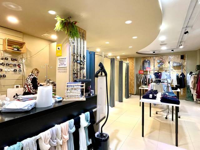 Local comercial en Alquiler en Mercado