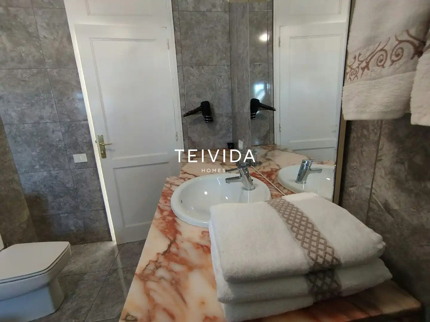 Bathroom of Detached homes for sale in Adeje  with Private garden, Swimming Pool and Community pool
