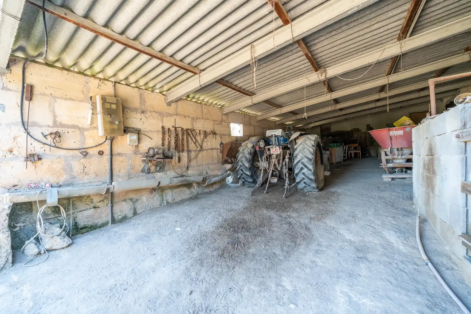 Finca rústica en venta en Sant Joan con Jardín privado, Terraza y Trastero