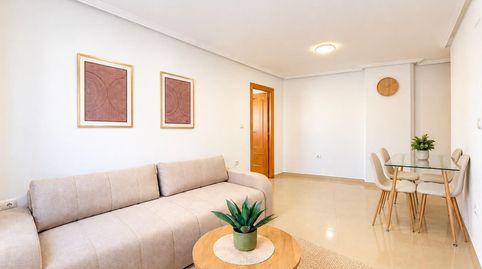 Foto 3 de Apartamento en venta en Calle Zoa, 58, Antonio Machado, Torrevieja