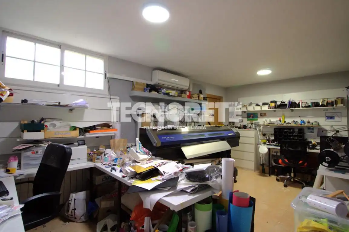 Casa adosada en venta en Calle Zurbarán, Las Ventas de Retamosa