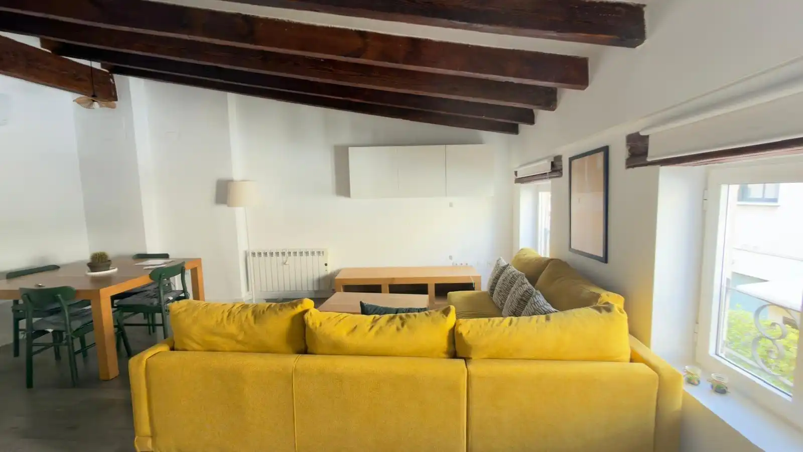 Sala de estar de Piso de alquiler en Valencia con Aire acondicionado, Calefacción y Parquet