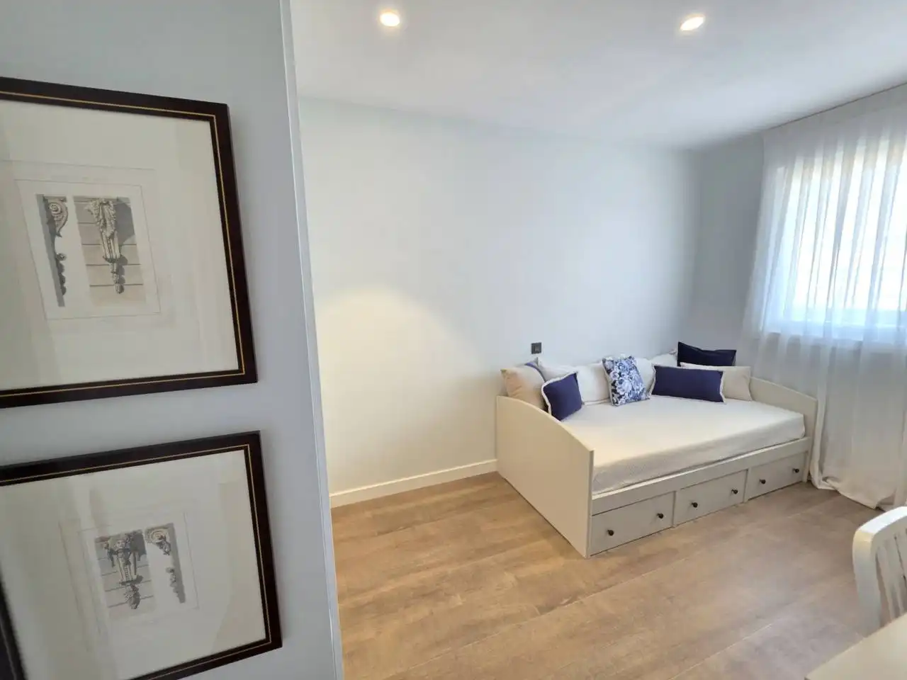 Bedroom of Attic for sale in Zaragoza  with Air Conditioner, Heating and Parquet flooring