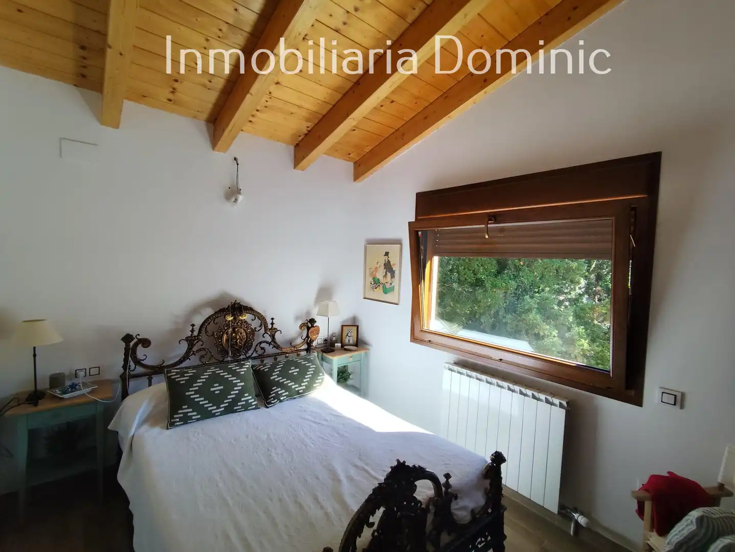 Sala d'estar de Casa o xalet en venda en Caldes de Malavella amb Calefacció, Jardí privat i Terrassa