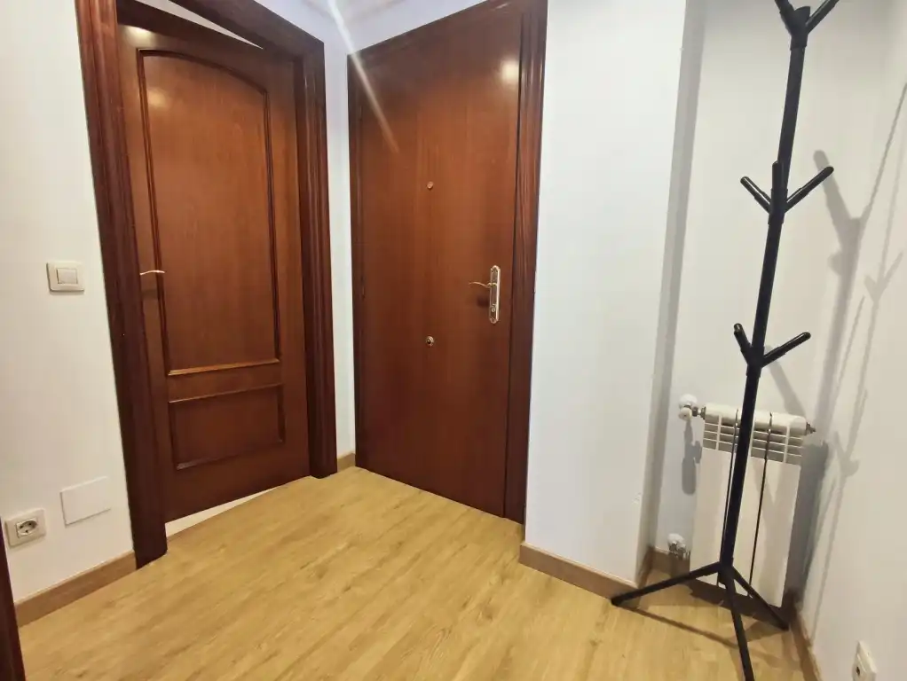 Apartament en venda en Gijón  amb Calefacció, Parquet i Moblat