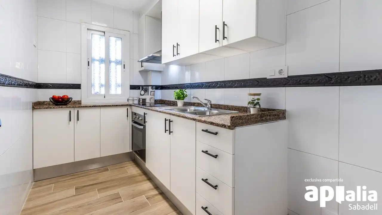 Cuina de Pis en venda en Sabadell amb Aire condicionat, Calefacció i Parquet