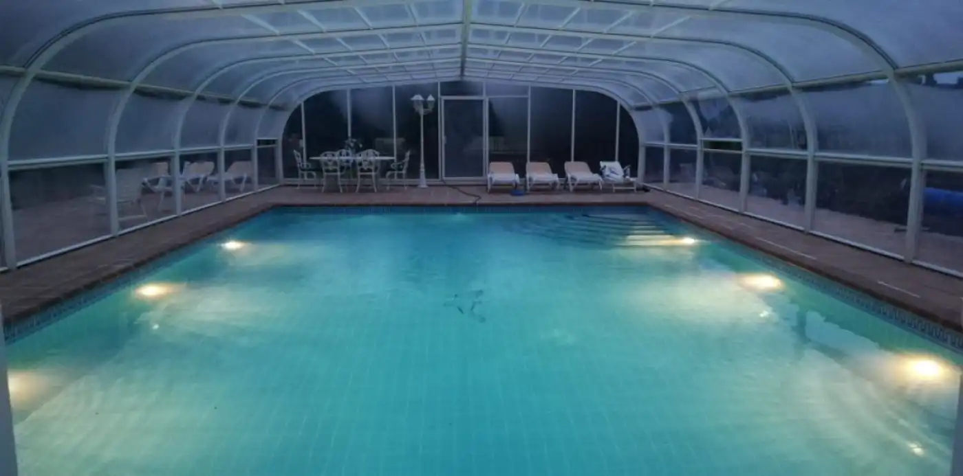 Piscina de Casa o xalet en venda en Husillos  amb Terrassa