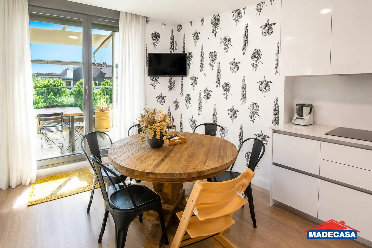 Comedor de Ático en venta en Pozuelo de Alarcón con Aire acondicionado, Calefacción y Jardín privado