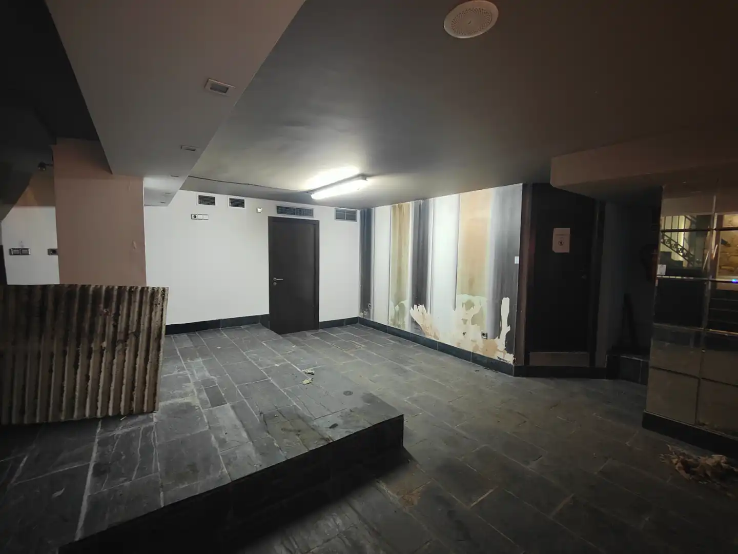 Commercial properties for rent in Vigo   with Air Conditioner