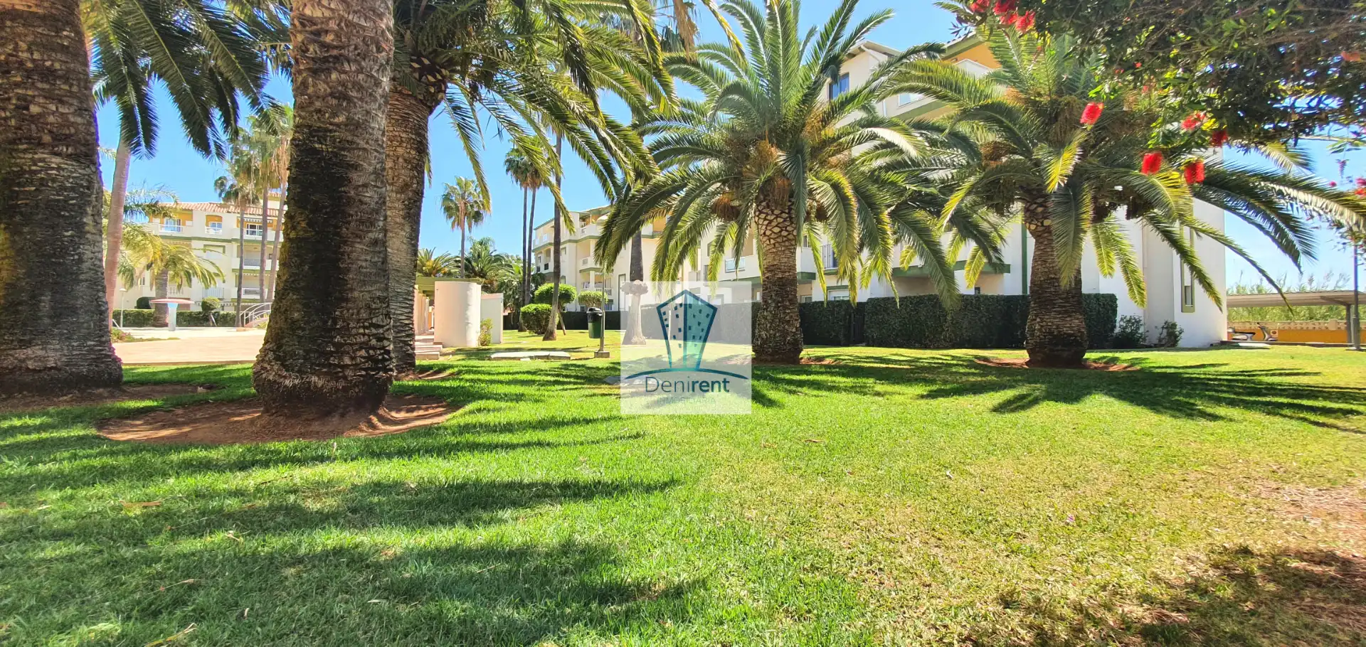 Vista exterior de Apartamento de alquiler en Dénia con Aire acondicionado, Calefacción y Terraza